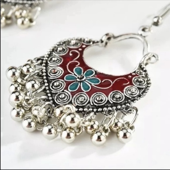 5🌟RATED🌟VERY COOL Beaded Boho Dangle Earrings - Picture 5 of 8